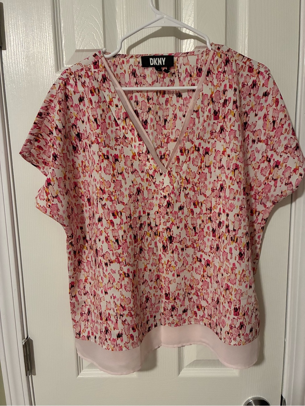 DKNY Pink Multi-Pattern V-Neck Short Sleeve Blouse